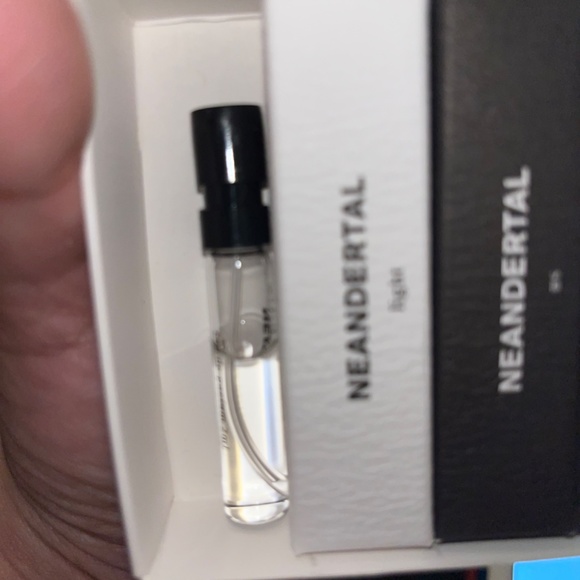 Neandertal eau de parfum sample set - Picture 11 of 12